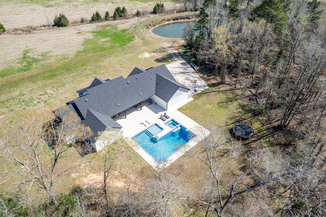 192 Cr 4707, Troup, TX 75789