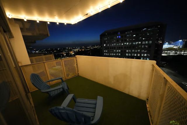 510 Gay St Apt 915, Nashville, TN 37219