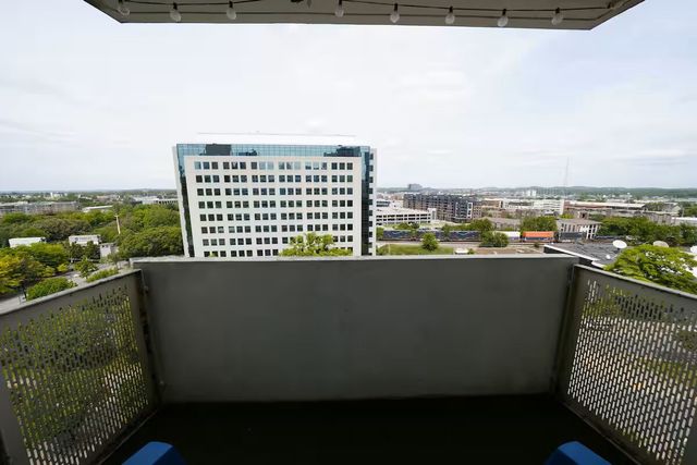 510 Gay St Apt 915, Nashville, TN 37219