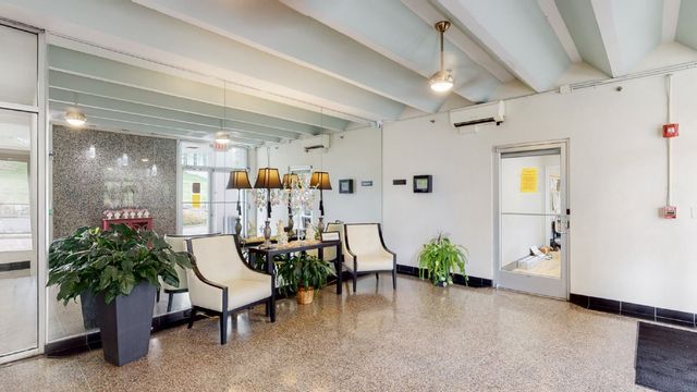 510 Gay St Apt 915, Nashville, TN 37219