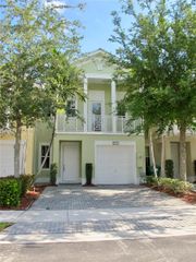 10716 NW 76th Ln, Doral, FL 33178