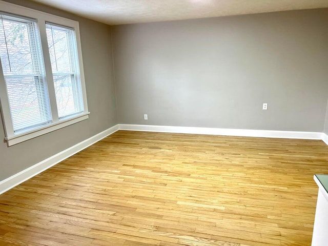 401 Monroe Avenue, Muskegon, MI 49441