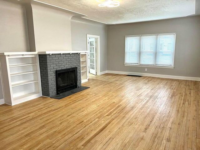 401 Monroe Avenue, Muskegon, MI 49441