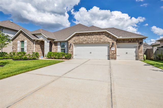 31006 Gullwing Manor Drive, Tomball, TX 77375