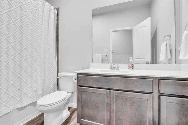 31006 Gullwing Manor Drive, Tomball, TX 77375