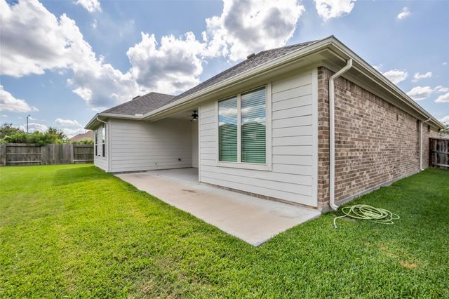 31006 Gullwing Manor Drive, Tomball, TX 77375