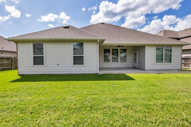31006 Gullwing Manor Drive, Tomball, TX 77375