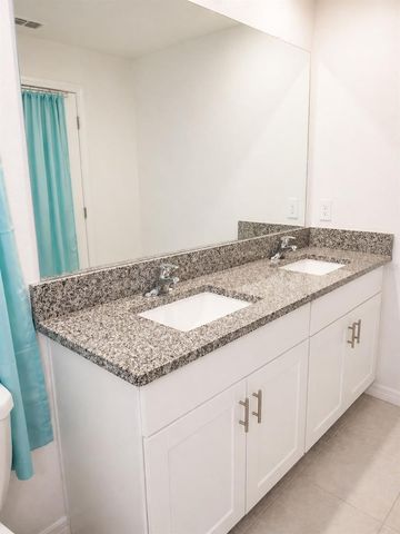 36384 WELL HILL WAY, Zephyrhills, FL 33541