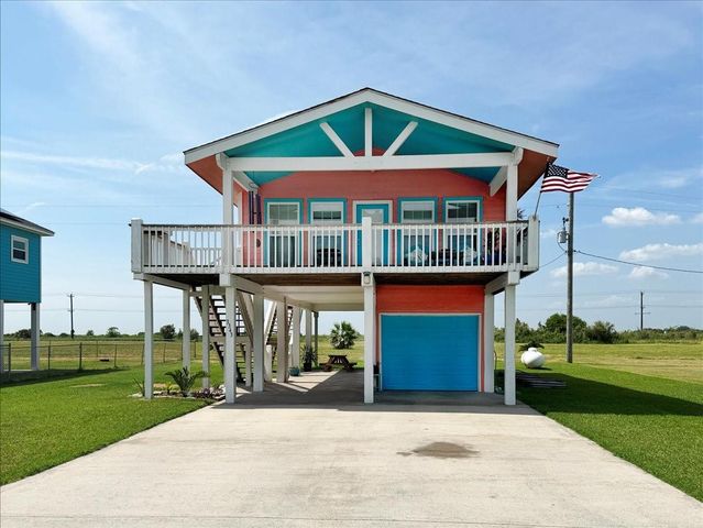 3343 Pirates Cove, Crystal Beach, TX 77650