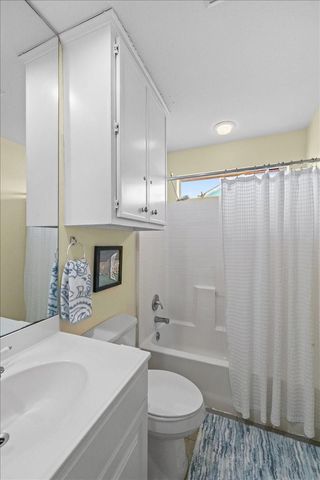 3343 Pirates Cove, Crystal Beach, TX 77650