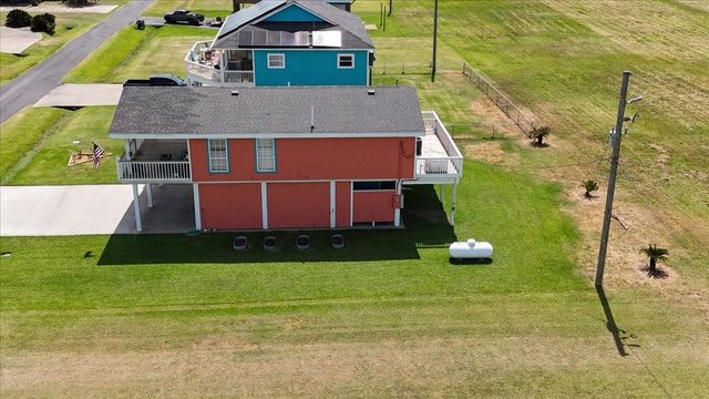 3343 Pirates Cove, Crystal Beach, TX 77650