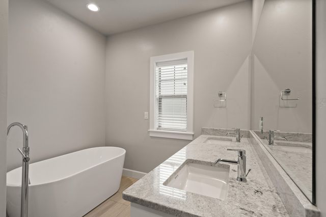 2569 Tiffin Way, Medford, OR 97504