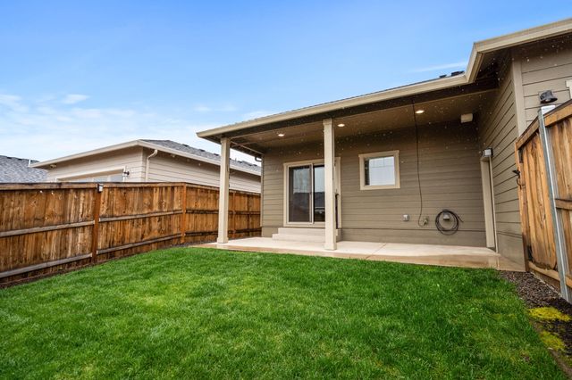 2569 Tiffin Way, Medford, OR 97504