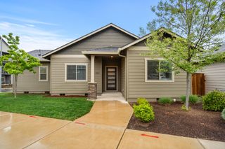 2569 Tiffin Way, Medford, OR 97504