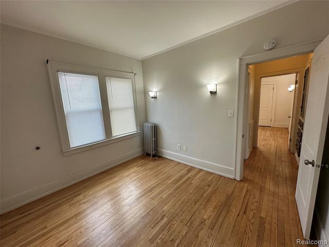 808 E 11 Mile Road, Royal Oak, MI 48067