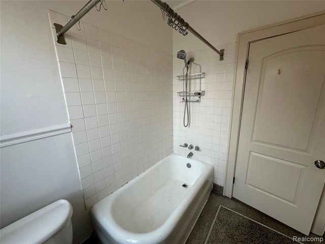 808 E 11 Mile Road, Royal Oak, MI 48067