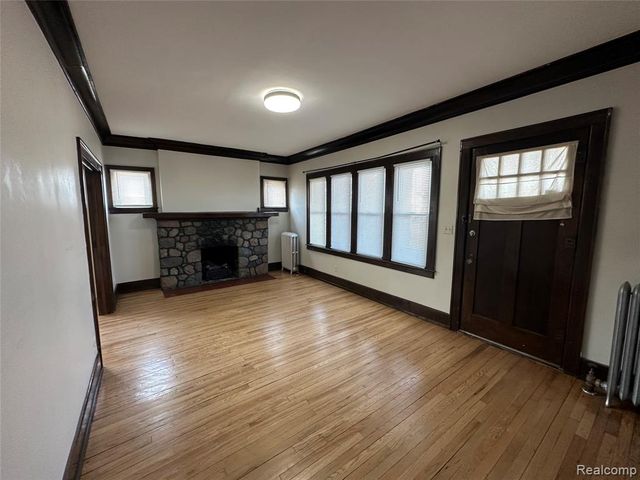 808 E 11 Mile Road, Royal Oak, MI 48067