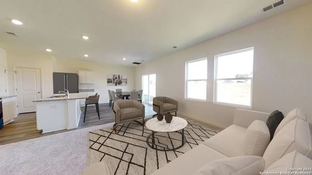 931 Dankworth, San Antonio, TX 78221