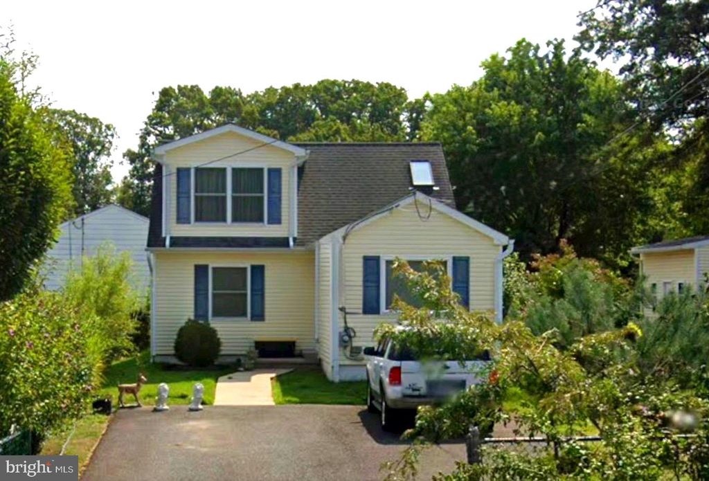 81 RIBSAM ST, Hamilton, NJ 08619