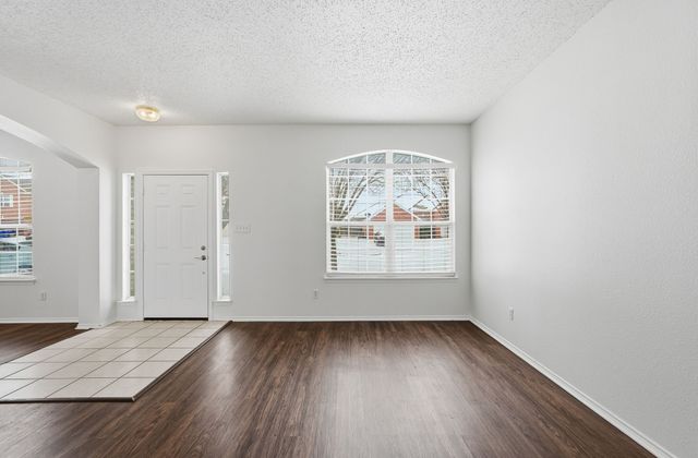 2462 Lost Mesa, Grand Prairie, TX 75052