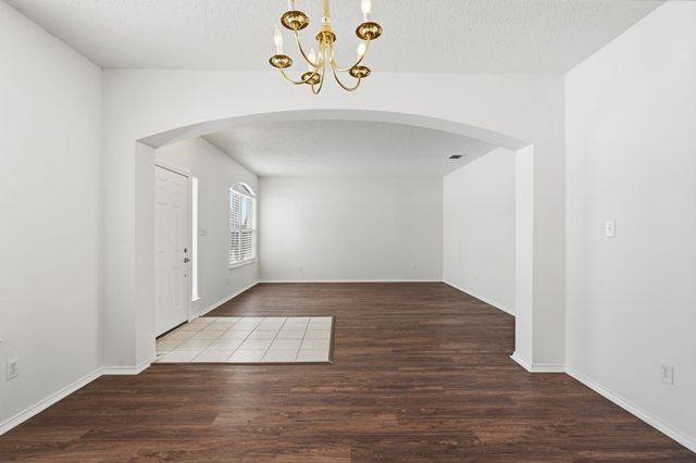 2462 Lost Mesa, Grand Prairie, TX 75052