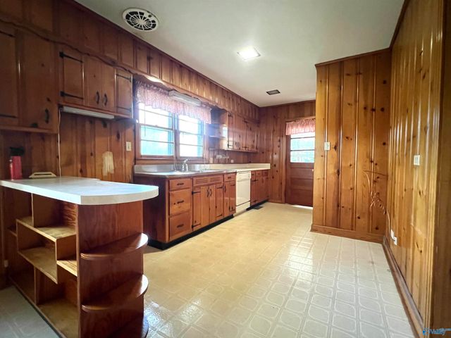 100 Lafayette Avenue, Boaz, AL 35957
