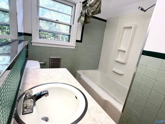 100 Lafayette Avenue, Boaz, AL 35957