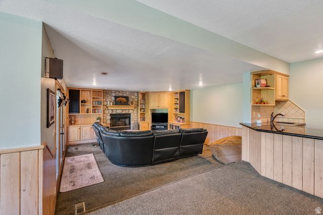 675 S RIVER BREEZE DR, Orem, UT 84097