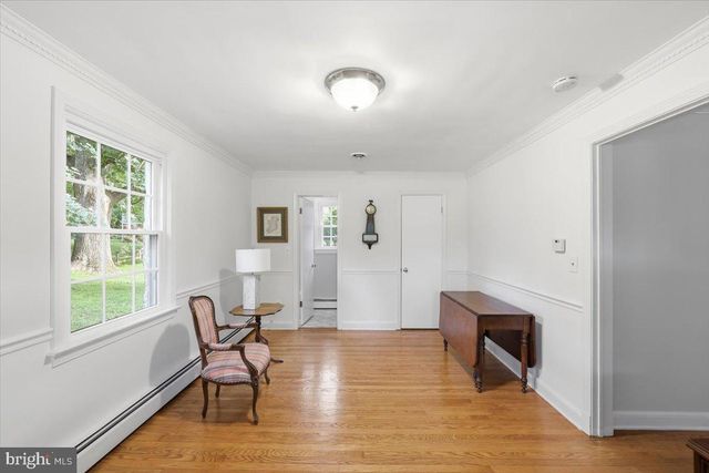 9105 SCOTT DR, Rockville, MD 20850