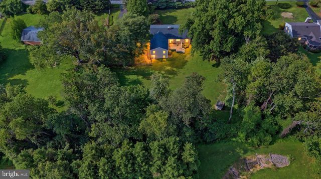 9105 SCOTT DR, Rockville, MD 20850
