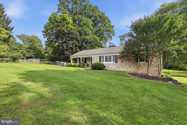 9105 SCOTT DR, Rockville, MD 20850