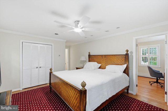 9105 SCOTT DR, Rockville, MD 20850