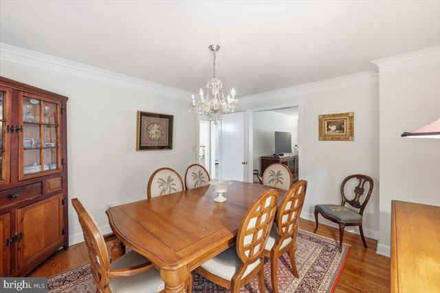 9105 SCOTT DR, Rockville, MD 20850