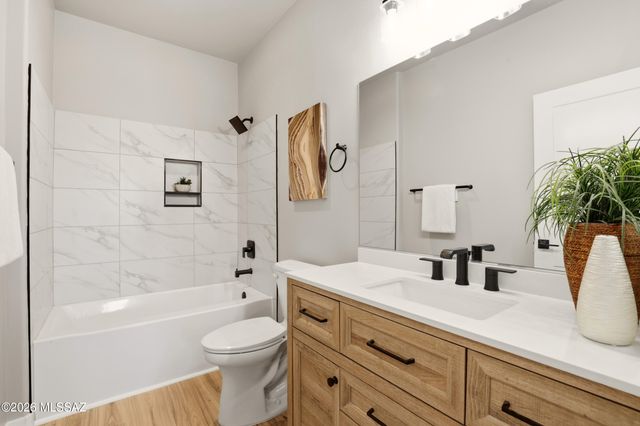 5659 W Desert Falcon Lane, Tucson, AZ 85742
