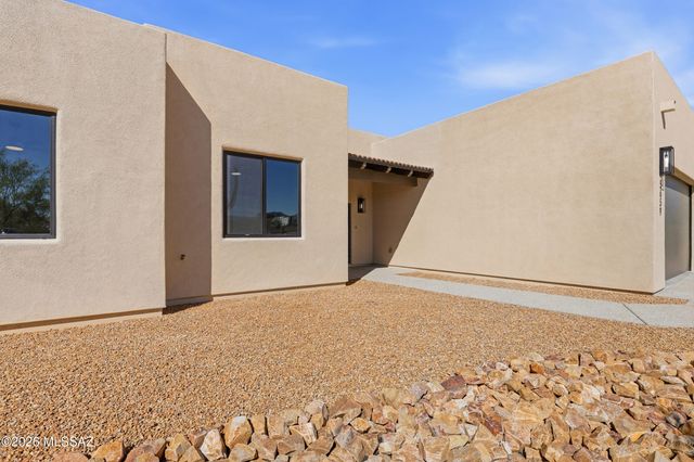 5659 W Desert Falcon Lane, Tucson, AZ 85742
