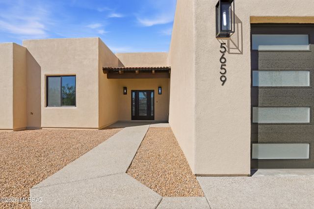 5659 W Desert Falcon Lane, Tucson, AZ 85742