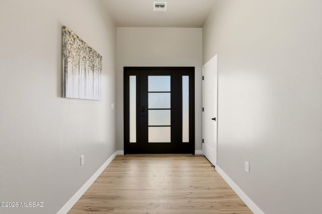 5659 W Desert Falcon Lane, Tucson, AZ 85742