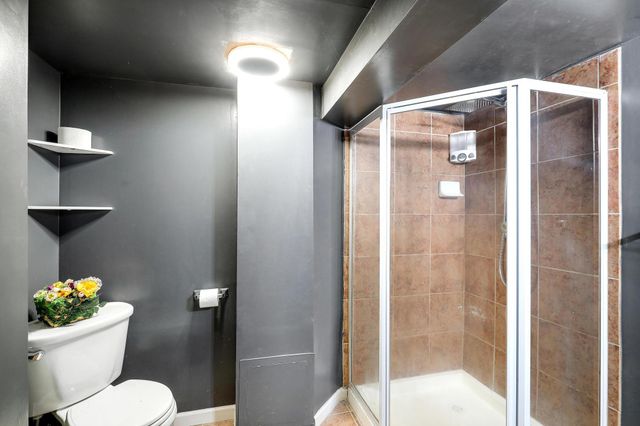 5301 Edgewood Avenue N, Crystal, MN 55428