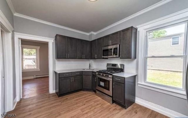 1099 Ringwood Ave, Wanaque Boro, NJ 07420