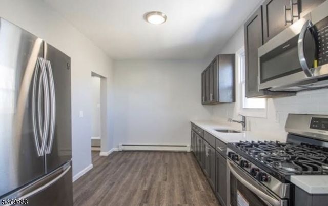 1099 Ringwood Ave, Wanaque Boro, NJ 07420