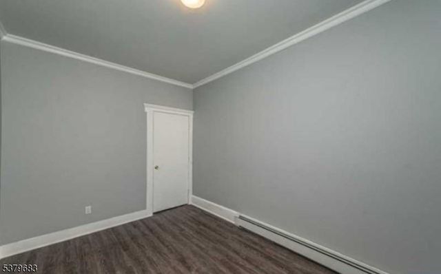 1099 Ringwood Ave, Wanaque Boro, NJ 07420