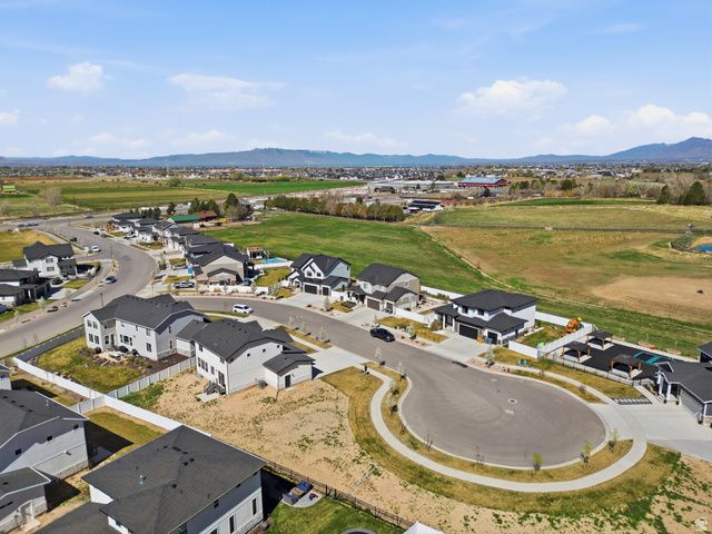 1353 W MAPLETON CT, Mapleton, UT 84664