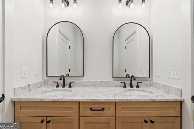 115 Oak Hill Circle, Eatonton, GA 31024