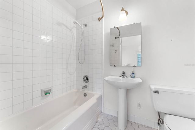 220 OVERLOOK ROAD, Winter Park, FL 32789