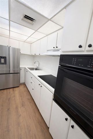 1000 West Ave 520, Miami Beach, FL 33139