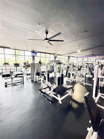 1000 West Ave 520, Miami Beach, FL 33139