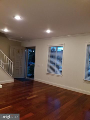 9516 TIPPETT LN, Gaithersburg, MD 20886