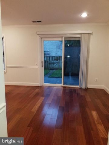 9516 TIPPETT LN, Gaithersburg, MD 20886