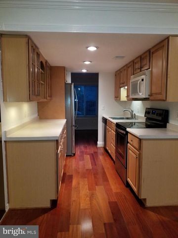9516 TIPPETT LN, Gaithersburg, MD 20886