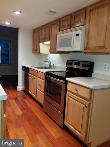 9516 TIPPETT LN, Gaithersburg, MD 20886